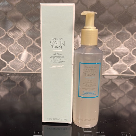 Mary Kay Satin Hands shea hand soap fragrance free - Picture 2 of 2